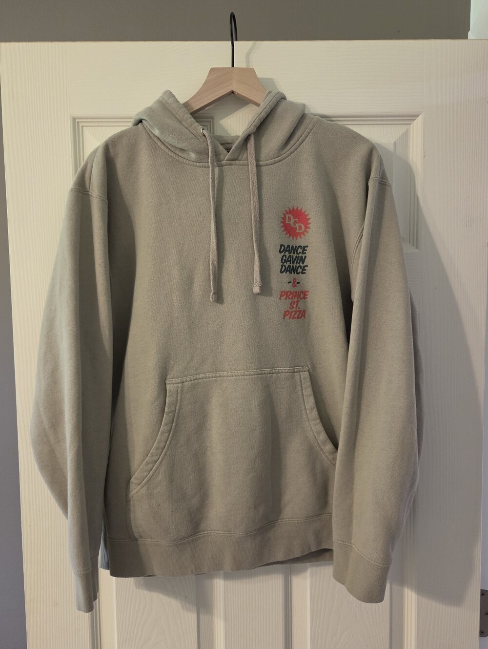 (M) Dance Gavin Dance X Prince St. Pizza Collab 2024 STRAWBERRY REVENGE Hoodie